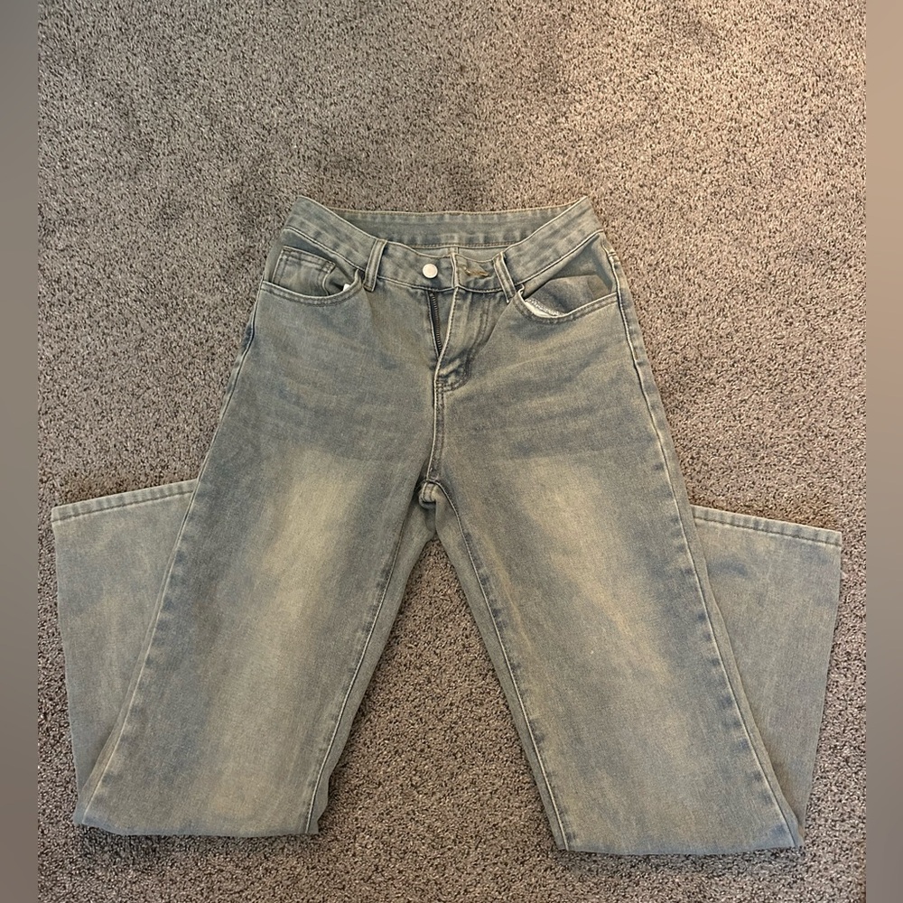 Boutique Jeans.